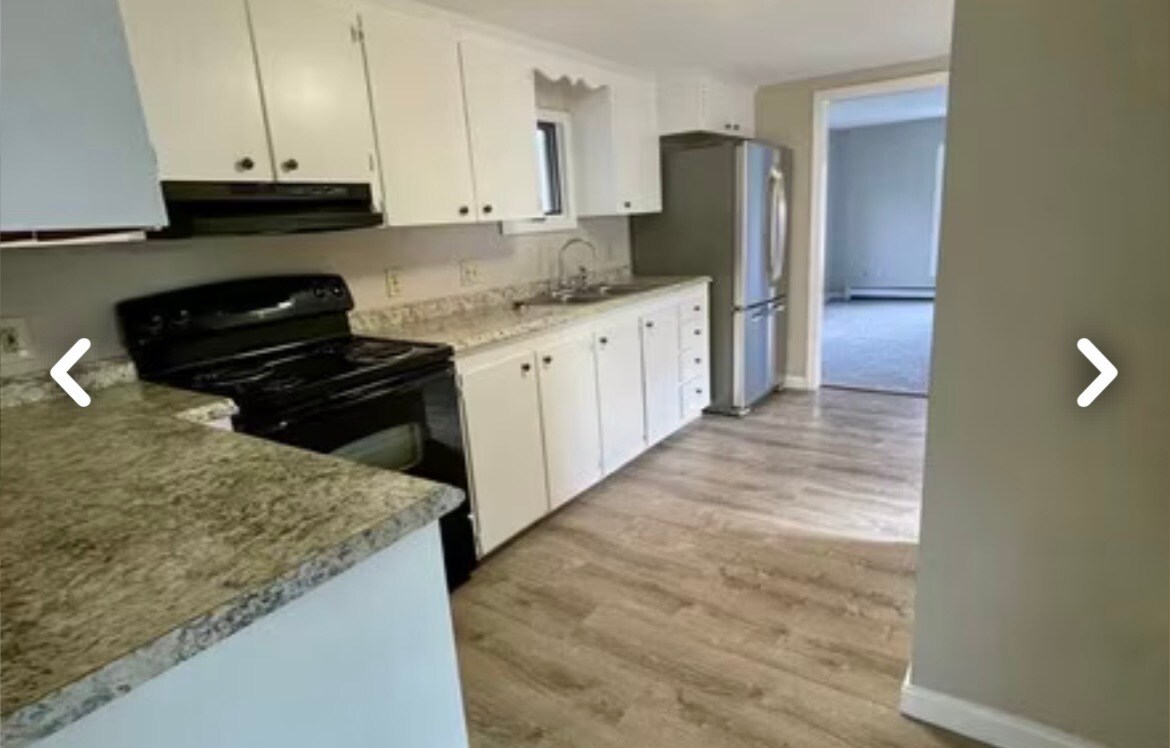 Building Photo - 73 Chambers Ave