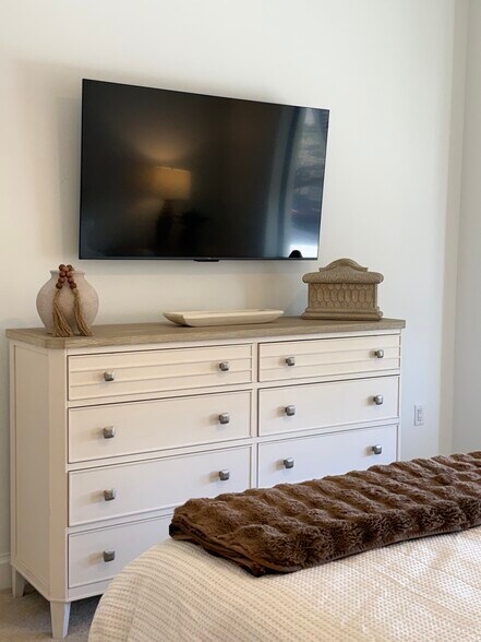 Building Photo - 1111 Central Ave