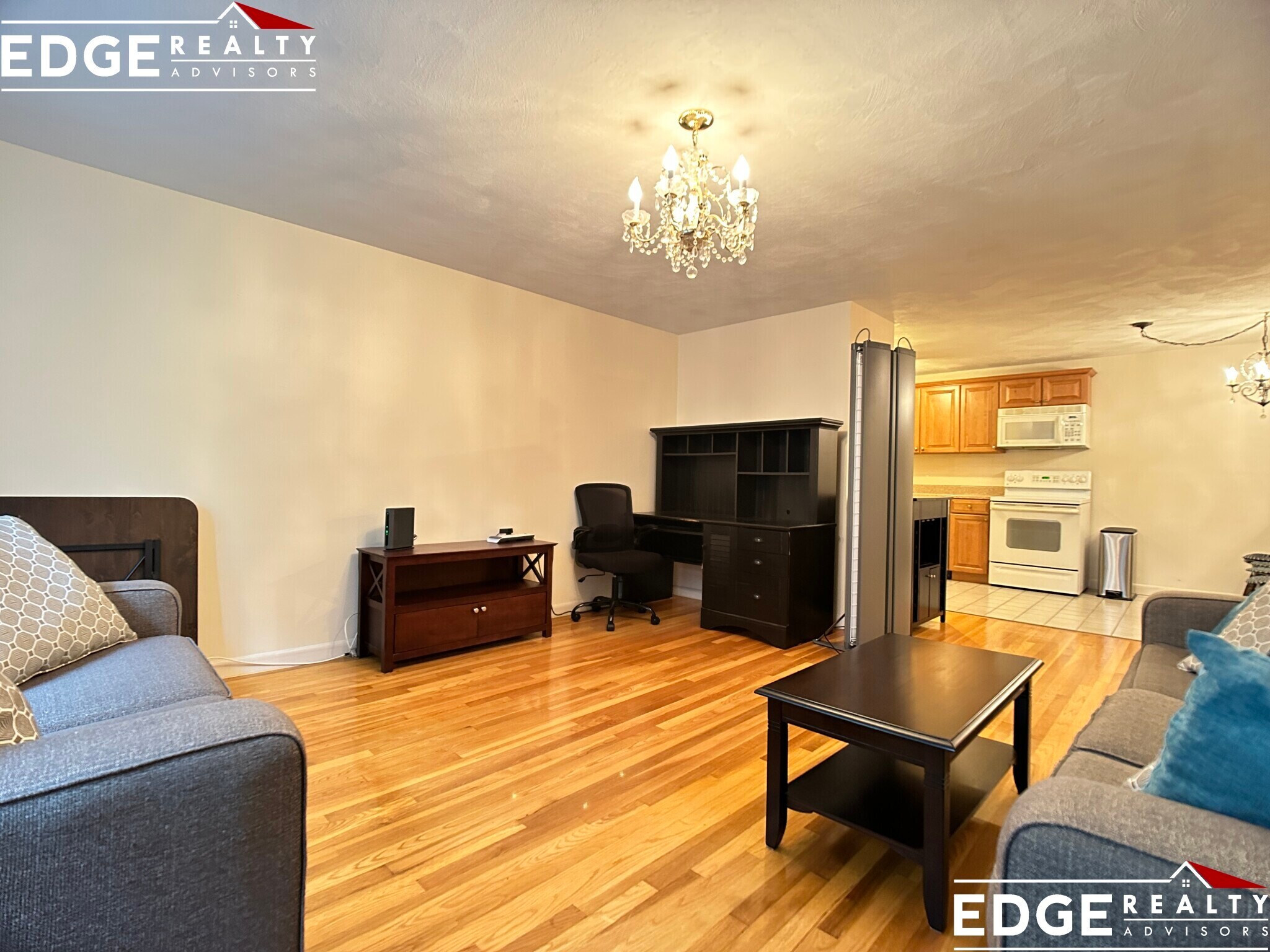 Building Photo - 39 Englewood Ave