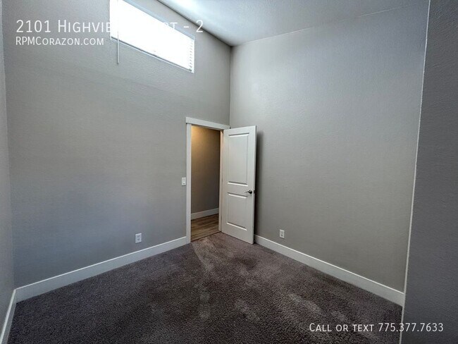 Building Photo - 2101 Highview Ct