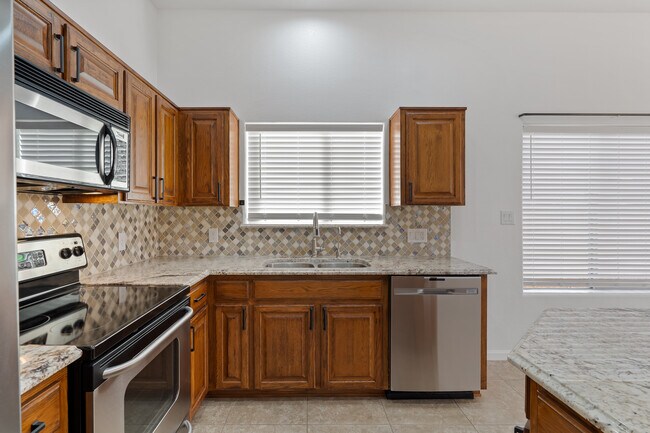 Building Photo - 5427 Cedar Springs Dr