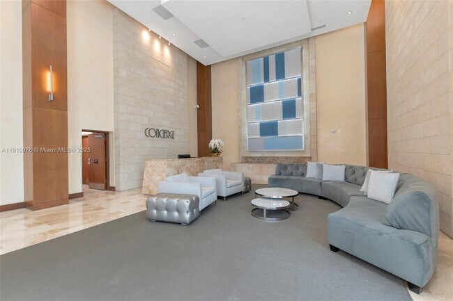 Building Photo - 31 SE 5th St