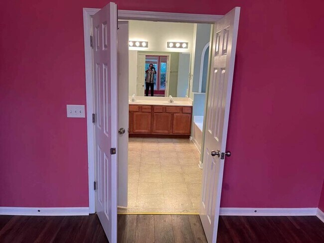 Building Photo - 1132 Gather Dr