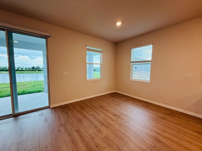 Building Photo - New build -  Be the 1st to move into this 4 bedroom home in Parish!