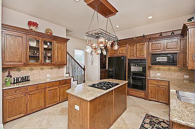 Building Photo - 2009 Briarbrook Ln