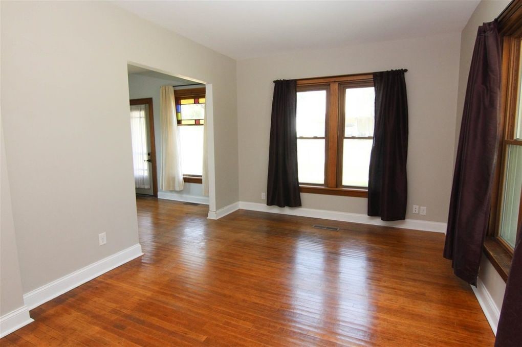 Building Photo - 307 W Welsh St