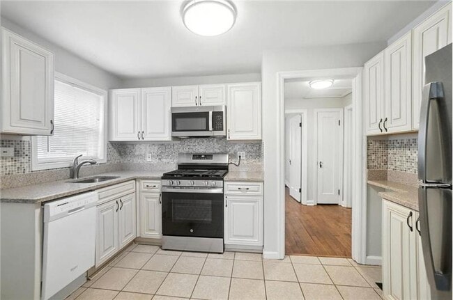 Building Photo - 4123 St Johns Terrace