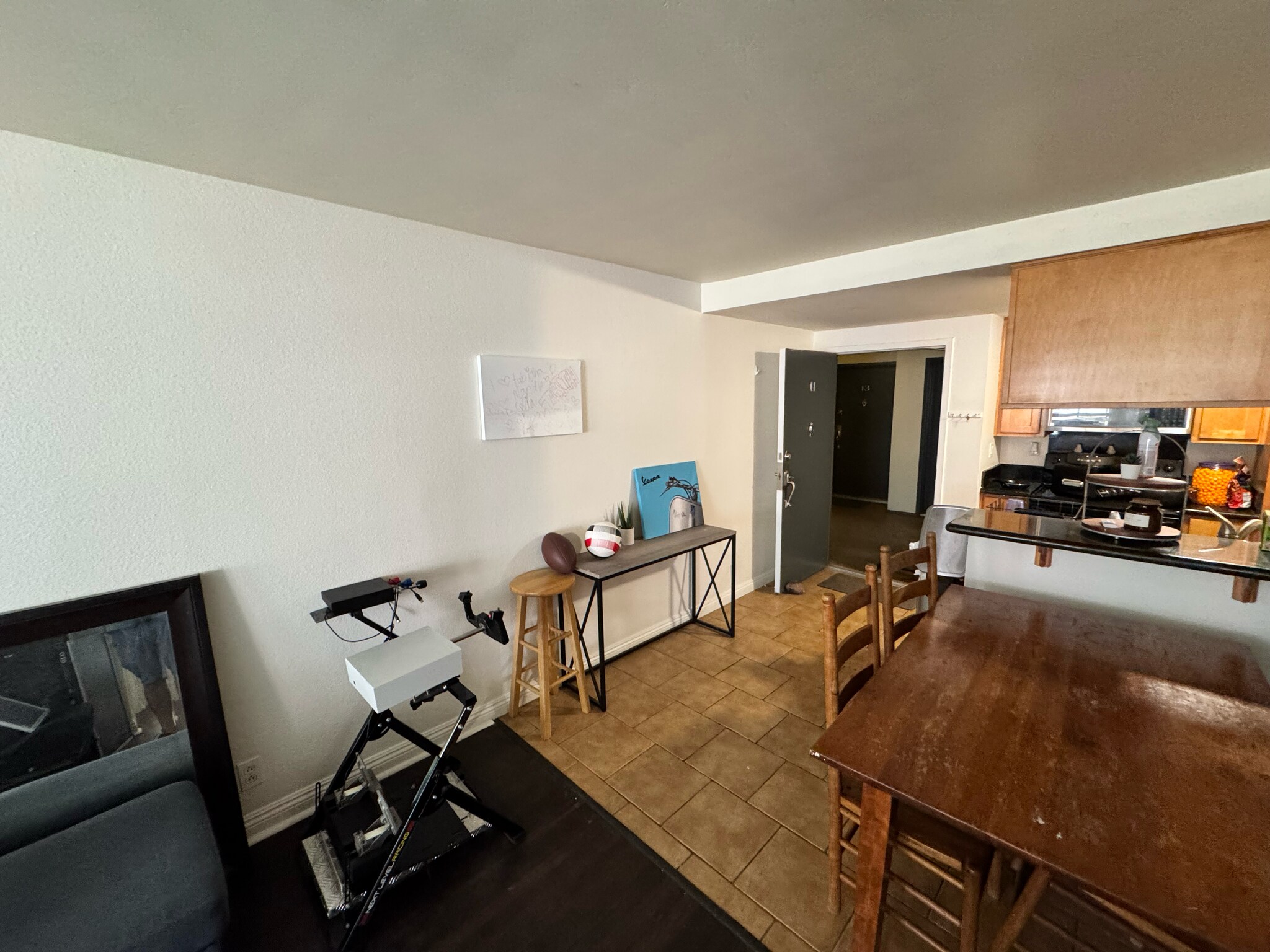 Building Photo - 5540 Lindo Paseo