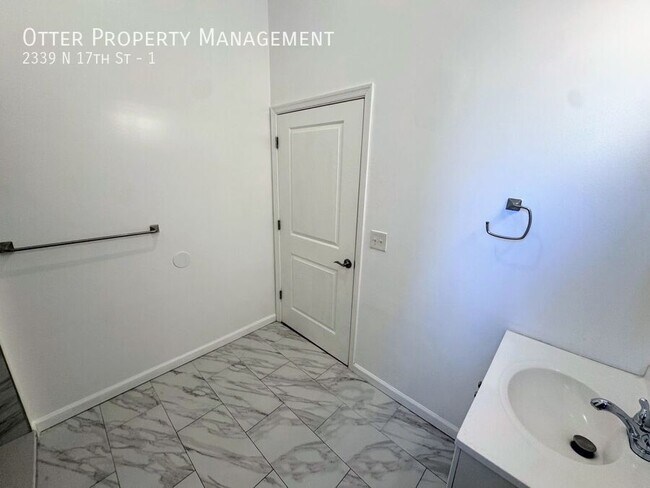 Building Photo - 2339 N 17th St