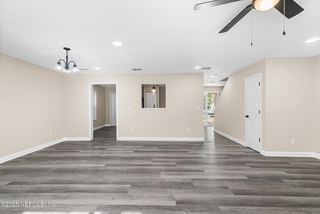 Building Photo - 452 Dutton Island Rd W