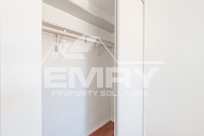 Building Photo - 9781 Karmont Ave