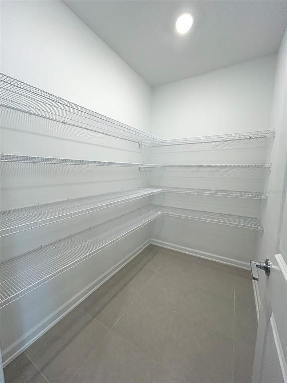 Building Photo - 5683 Ficus Aurea St