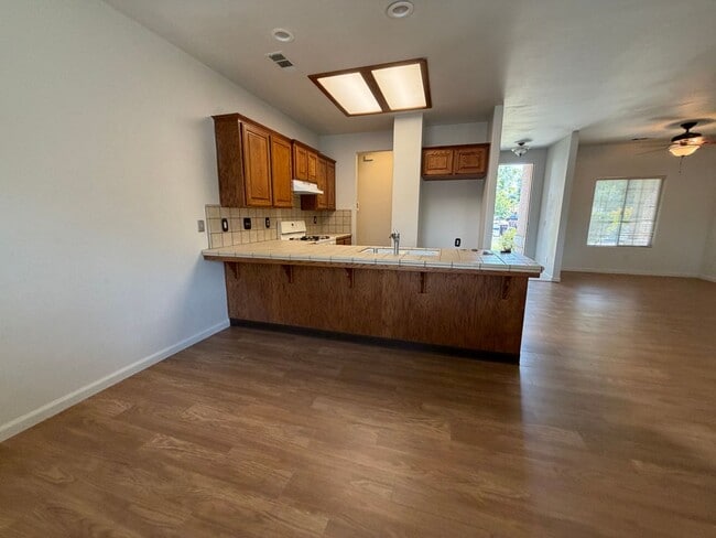 Building Photo - 1849 Malvasia Ave