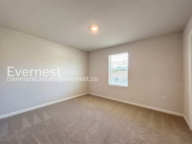 Building Photo - 4 Sea Ship Pl