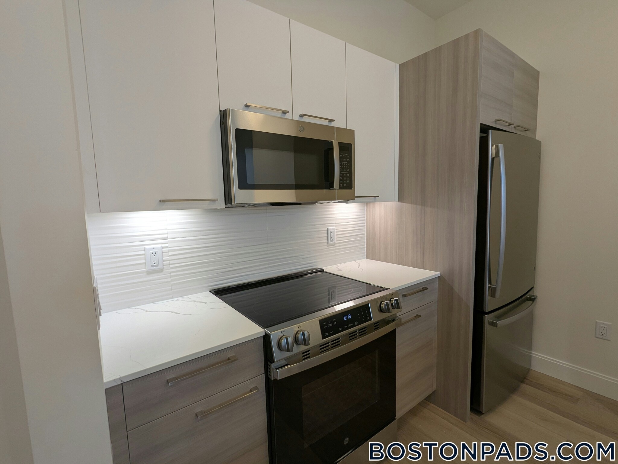 Building Photo - 1079 Commonwealth Ave