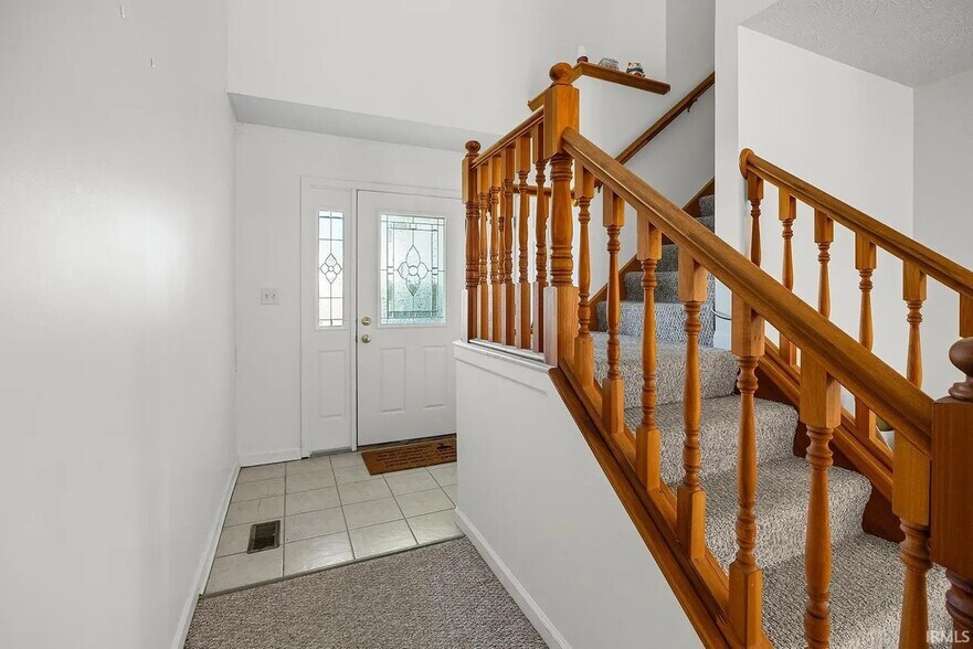 Front entrance - 2815 Wyndham Way