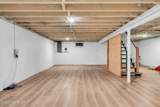 Building Photo - 500 Ninth Ave