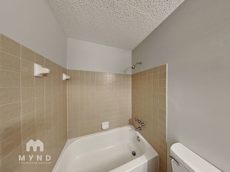 Building Photo - 4546 S Berrypick Ln