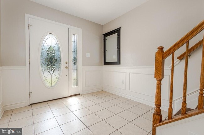 Building Photo - 71 Babylonica Ct