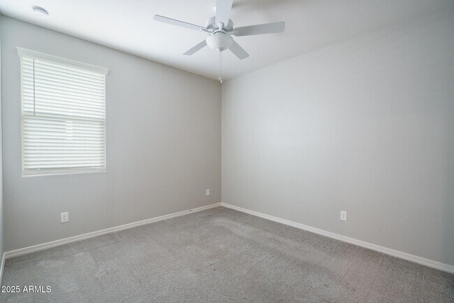 Building Photo - 16019 W Soft Wind Dr