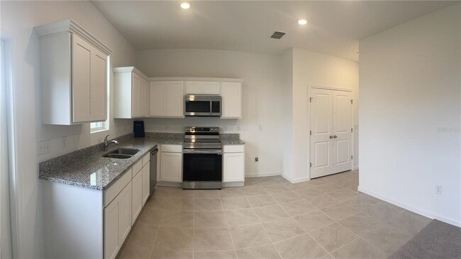 Building Photo - 2109 Treasure Hill St