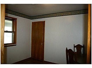 Lower bedroom 2 - 543-545 Walbridge Ave