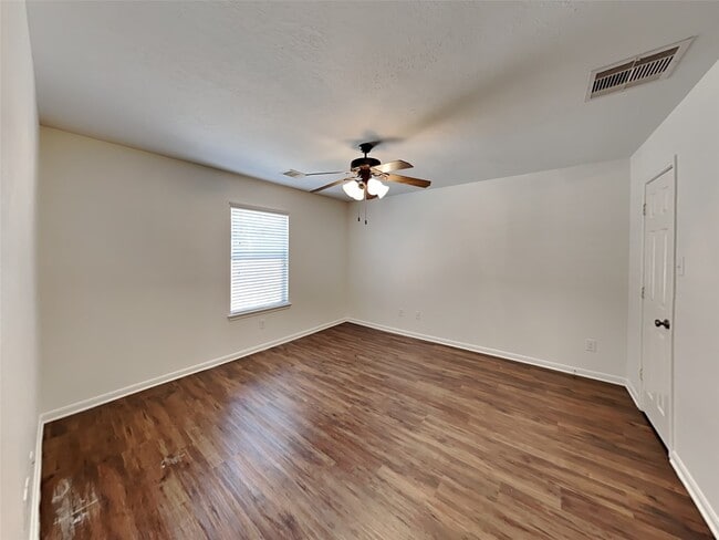 Building Photo - 2303 Cantabria Ln