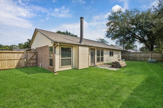 Building Photo - 16710 Barkentine Ln