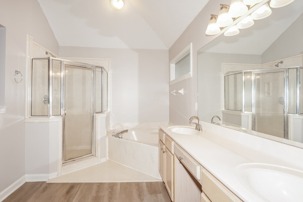 Building Photo - 4730 Buckhead Cir