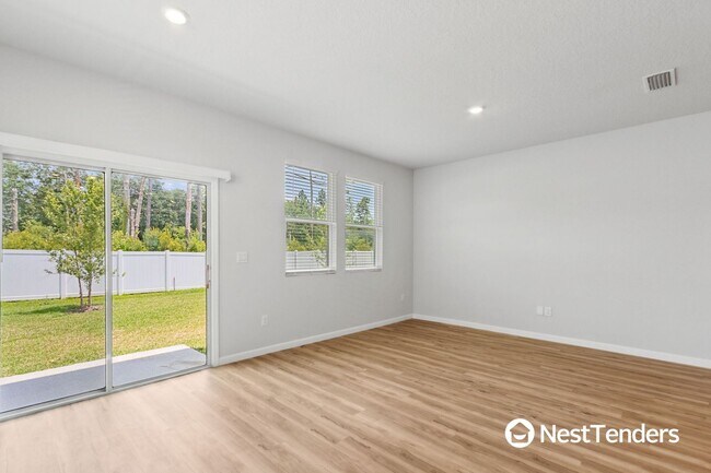 Building Photo - 14538 Macadamia Ln