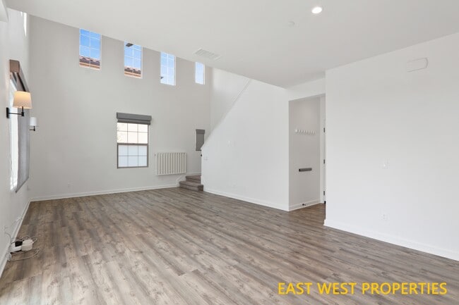 Building Photo - 136 Falcon Rdg