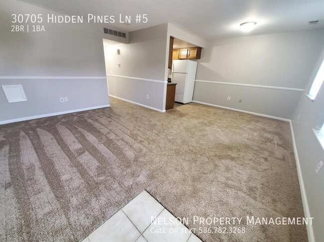 Building Photo - "1st Floor, 2-Bed Condo in Roseville w/ In...