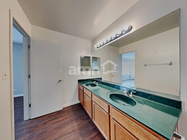 Building Photo - 2797 Sorrel Row