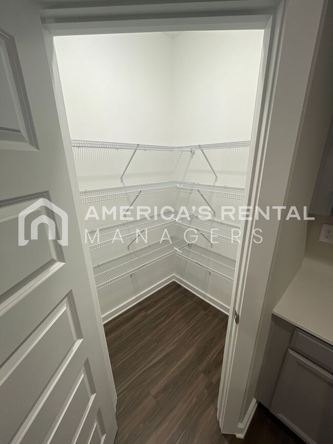 Building Photo - DEPOSIT PENDING! Home for Rent in Oak Grove, AL!!! Available to View Now!