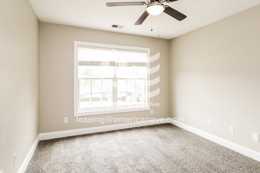 Building Photo - 101 Park Ridge Way