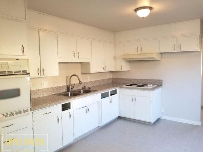 Building Photo - Available Soon!