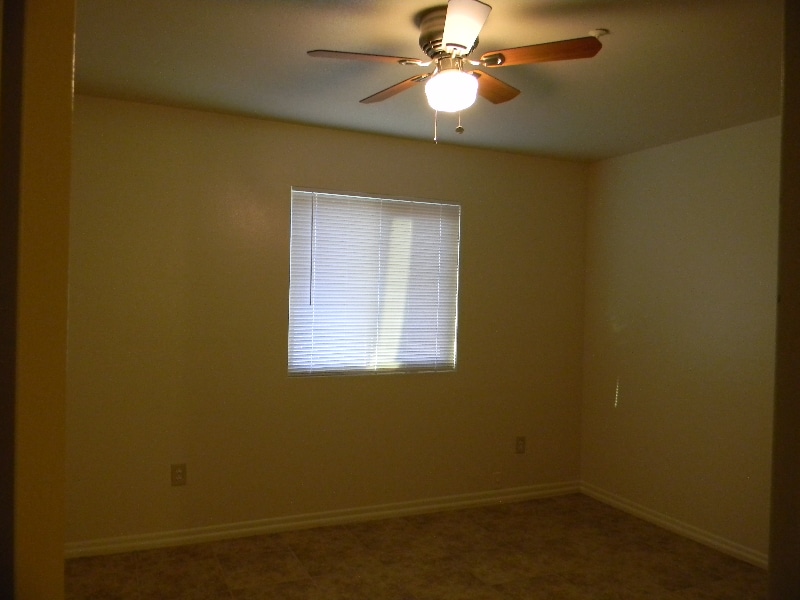 Building Photo - 13230 North 21st Pl