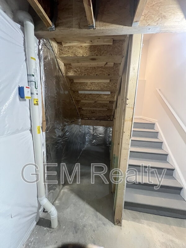 Building Photo - 6259 Bobcat Ln