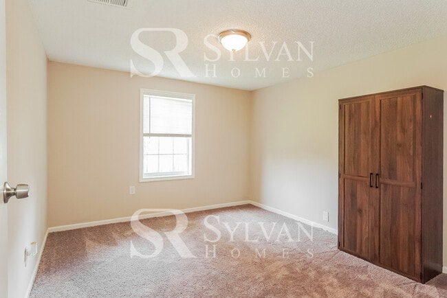 Building Photo - The Lifestyle You Deserve.