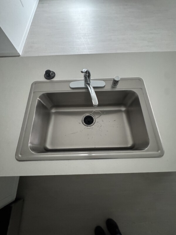 Building Photo - 7116 Waterford Crk Ct