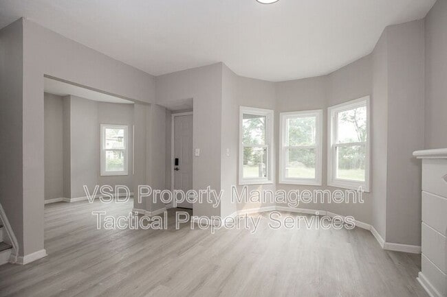 Building Photo - 9911 Olivet Ave