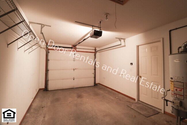 Building Photo - Fort Wayne Rising 1421/1423 Fieldstone
