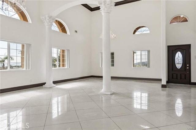 Building Photo - 3865 Del Rosa Ave