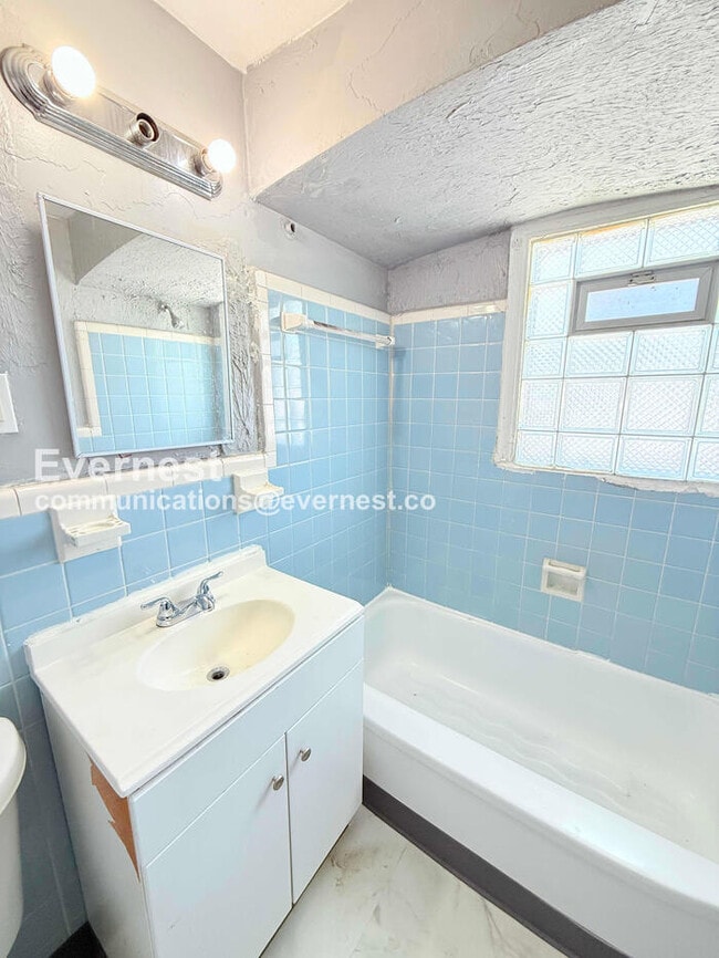 Building Photo - 12131 Schaefer Hwy