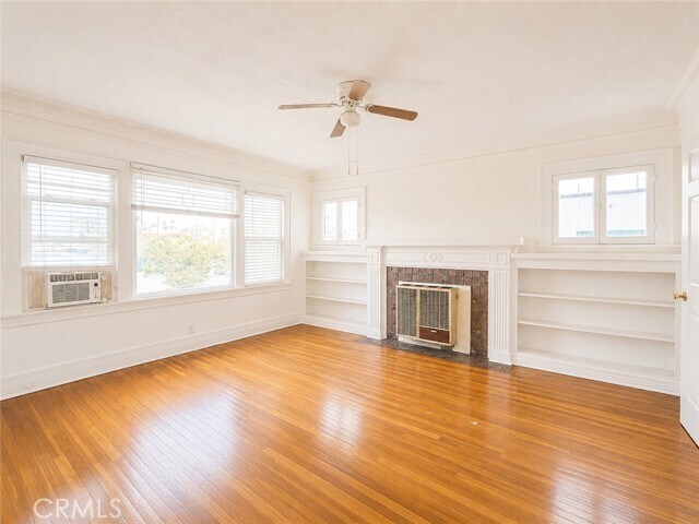 Building Photo - 1308 S Van Ness Ave