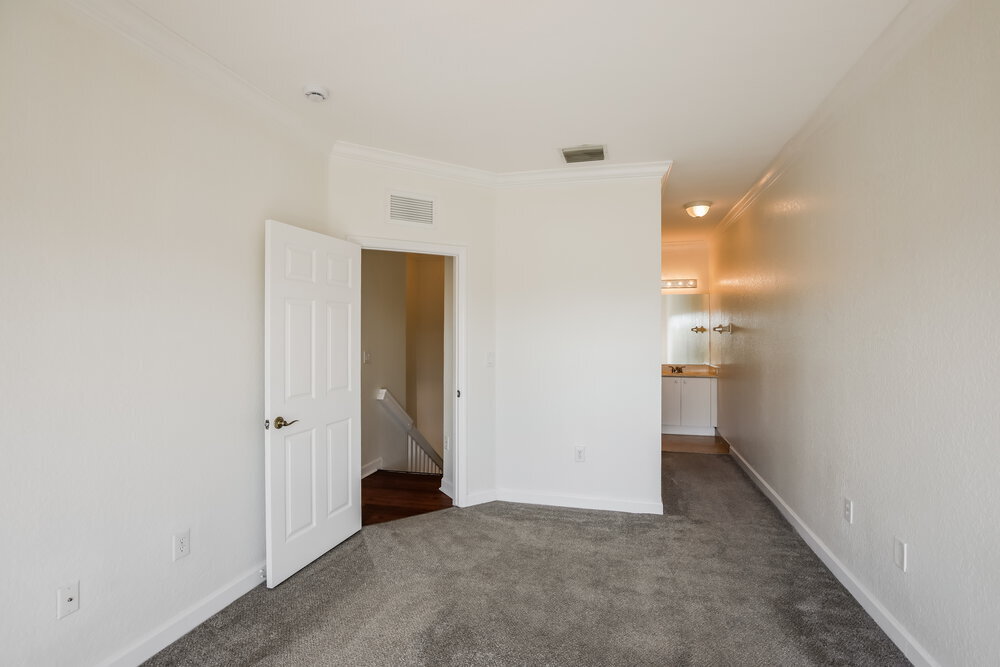 Building Photo - 2998 NW 36th Ter