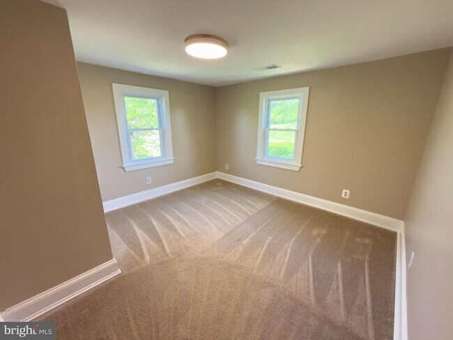 Building Photo - 23094 Wolver Hill Ln