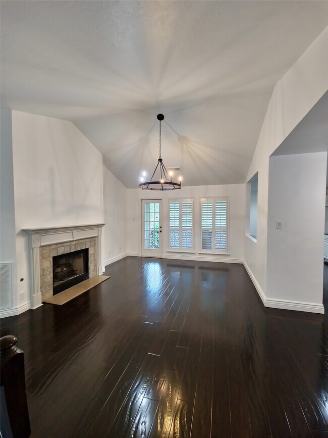 Building Photo - 69 S Spiral Vine Cir