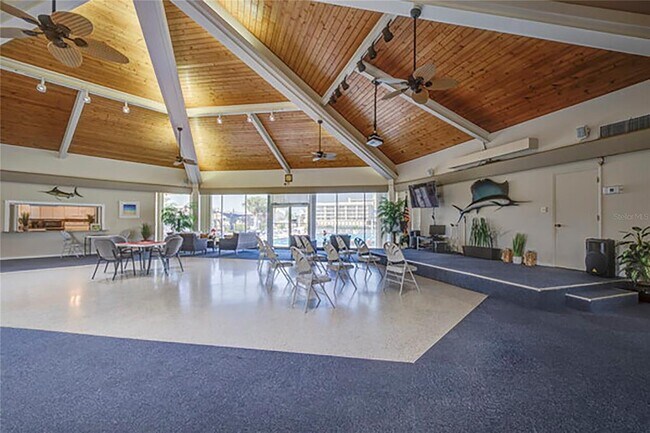 Building Photo - 10216 Regal Dr