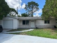 Building Photo - Well maintained 2/1 in a quiet neighborhood